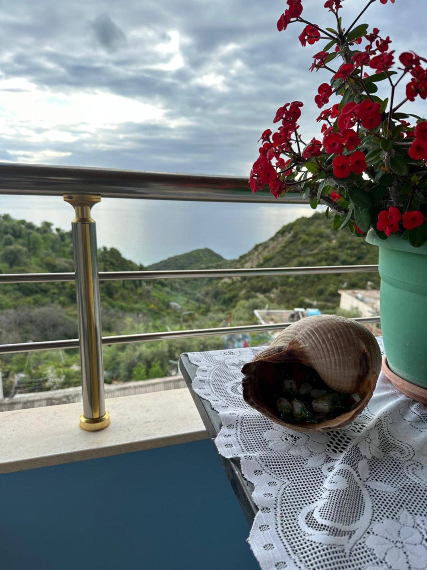 Selami Sea View * Lukovë